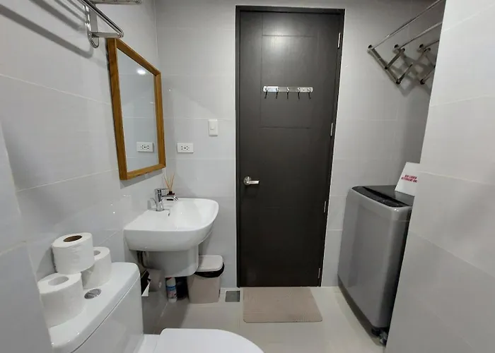 Baseline Prestige With Free Parking & Wi-fi * Cebu