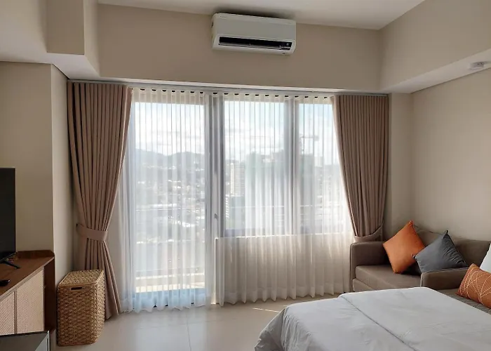 Baseline Prestige With Free Parking & Wi-fi