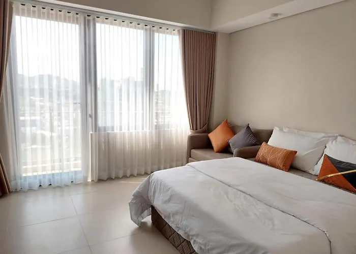 Baseline Prestige With Free Parking & Wi-fi Holiday home Cebu