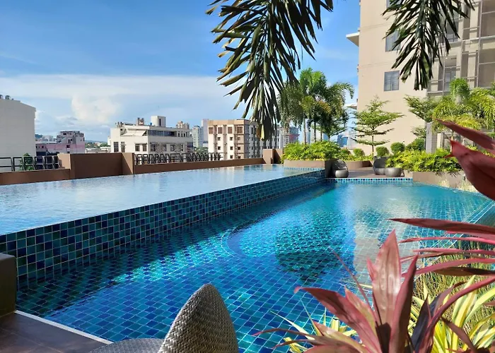 Baseline Prestige With Free Parking & Wi-fi