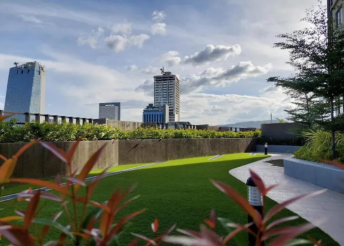 Baseline Prestige With Free Parking & Wi-fi Holiday home Cebu