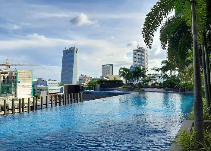 Baseline Prestige With Free Parking & Wi-fi