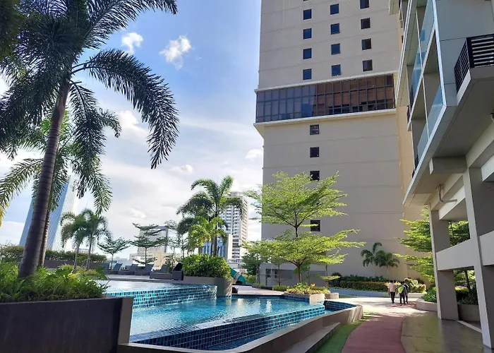 Baseline Prestige With Free Parking & Wi-fi Holiday home Cebu